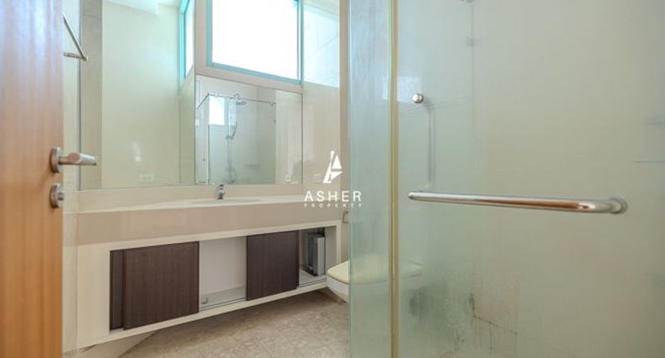 Condo en venta de 4 habitaciones en Bang Kho Laem, Bangkok