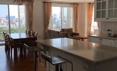 For rent 3 bedrooms condo in Sathon, Bangkok