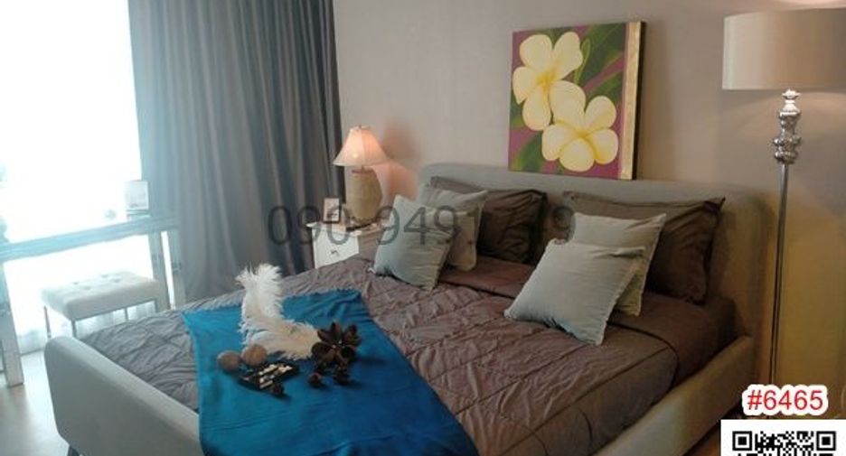 For rent 2 bedrooms condo in Khlong Toei, Bangkok