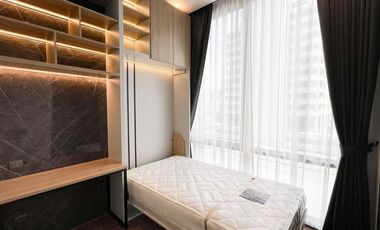 For rent 2 bed condo in Pathum Wan, Bangkok