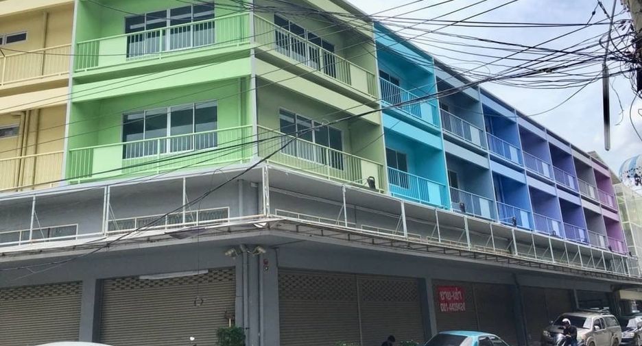 For sale retail Space in Mueang Lop Buri, Lopburi