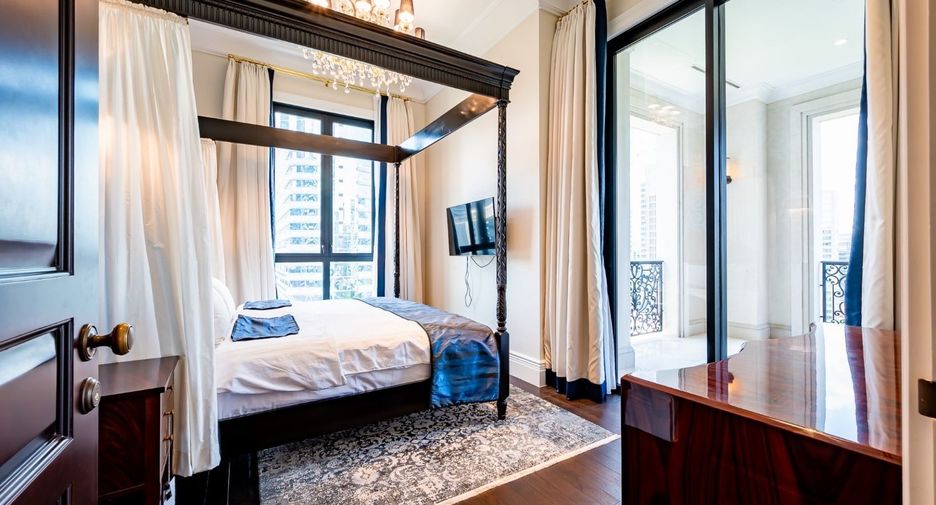 For sale 2 ベッドルーム condo in Pathum Wan, Bangkok