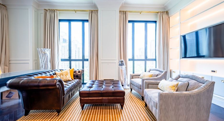 For sale 2 ベッドルーム condo in Pathum Wan, Bangkok