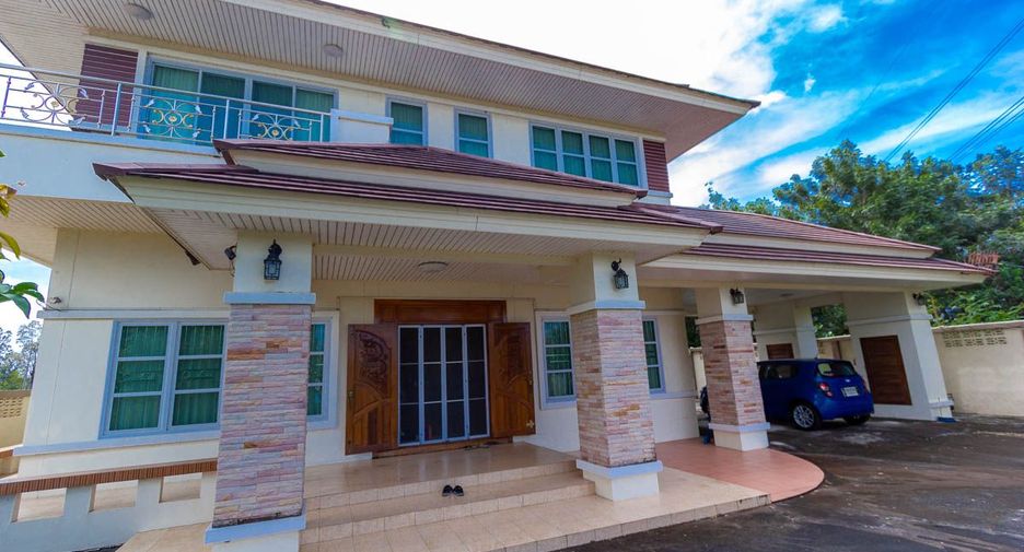 For sale 5 Beds house in Warin Chamrap, Ubon Ratchathani