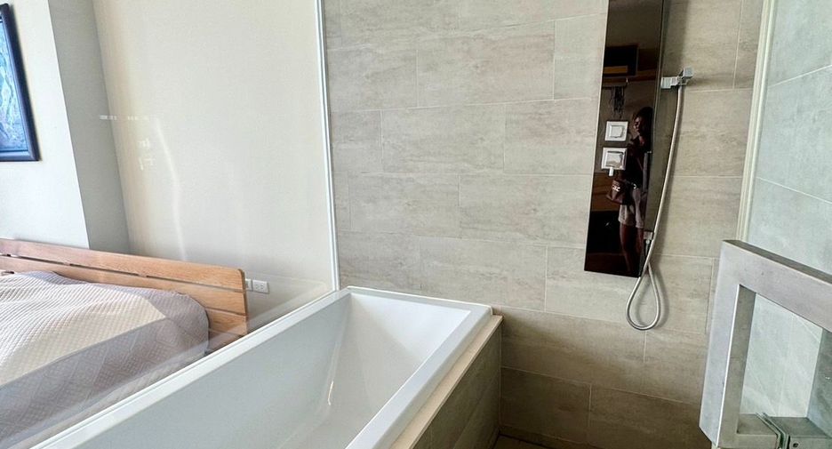 For rent 1 bed condo in Bang Lamung, Chonburi