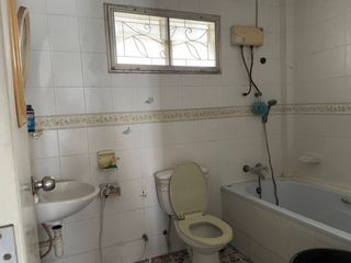 For sale 4 Beds townhouse in Lam Luk Ka, Pathum Thani
