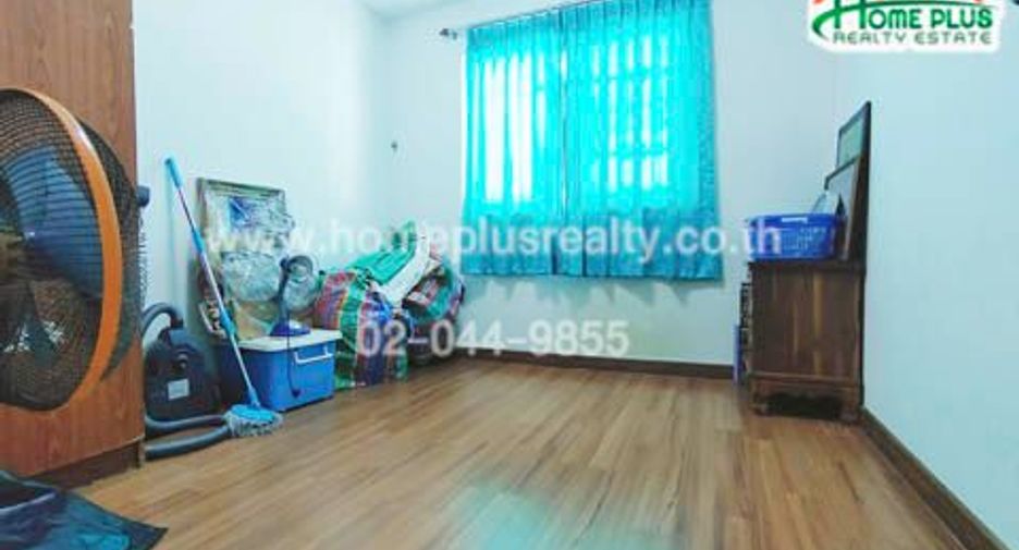 For sale 3 bedrooms house in Mueang Samut Prakan, Samut Prakan