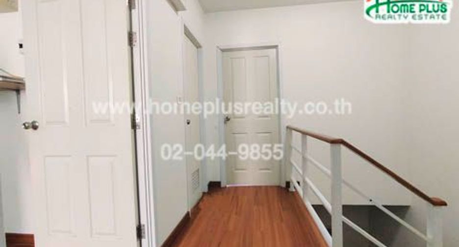 For sale 3 bedrooms house in Mueang Samut Prakan, Samut Prakan