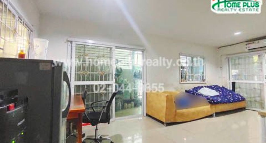 For sale 3 bedrooms house in Mueang Samut Prakan, Samut Prakan