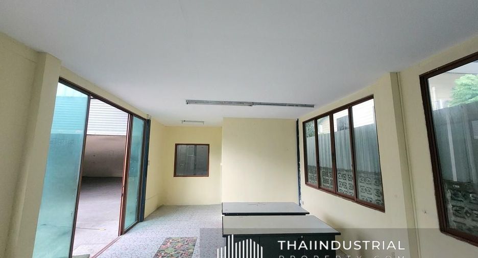 Almacén en alquiler en Lam Luk Ka, Pathum Thani