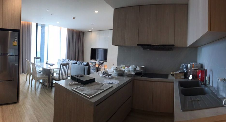 Condo en alquiler de 3 habitaciones en Pathum Wan, Bangkok