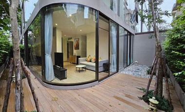 For rent and for sale 2 bed condo in Khlong Toei, Bangkok