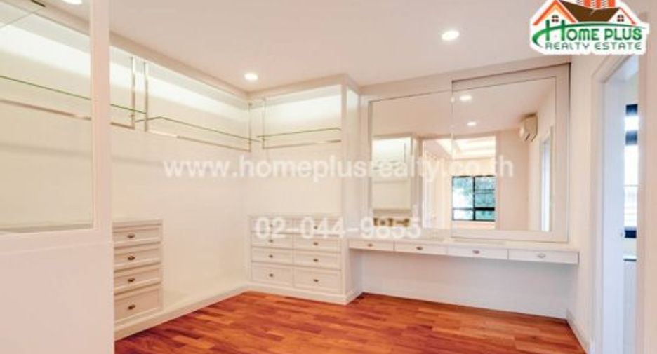 Casa en venta de 4 habitaciones en Mueang Nonthaburi, Nonthaburi