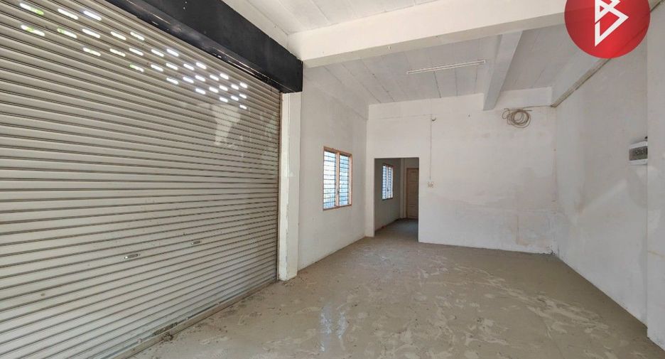 For sale retail Space in Mueang Nakhon Pathom, Nakhon Pathom