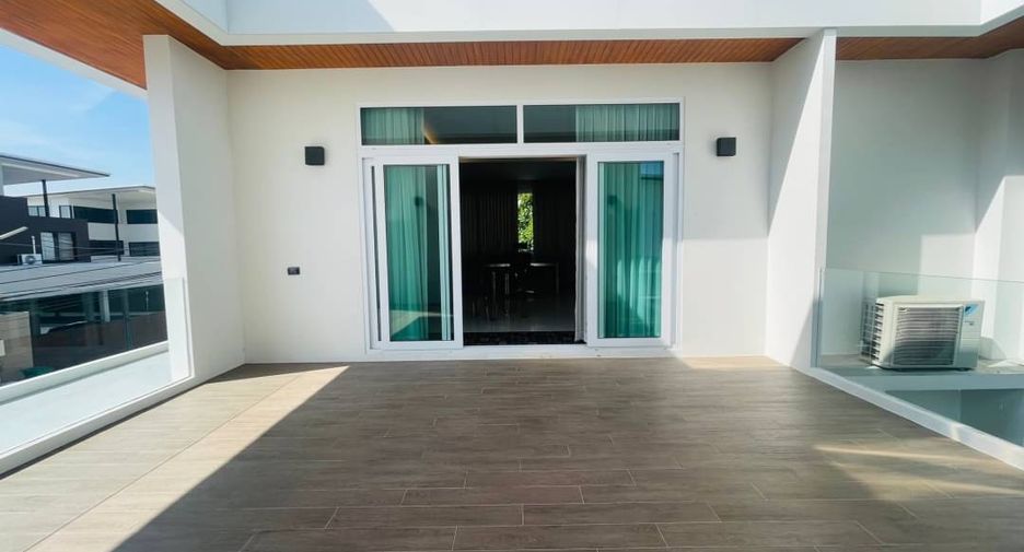 For sale 5 bedrooms house in Mueang Chiang Mai, Chiang Mai