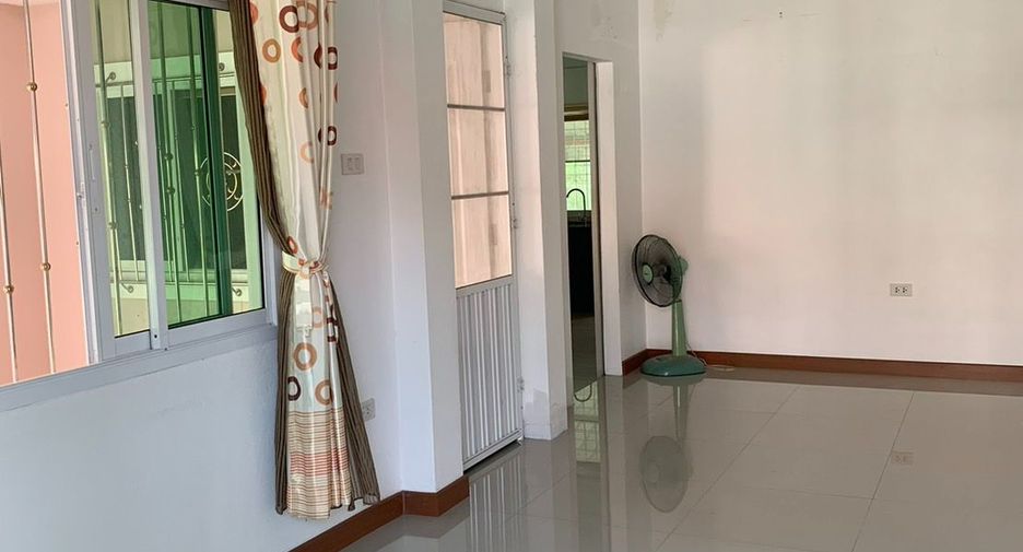 For sale 3 bedrooms house in Chiang Kham, Phayao