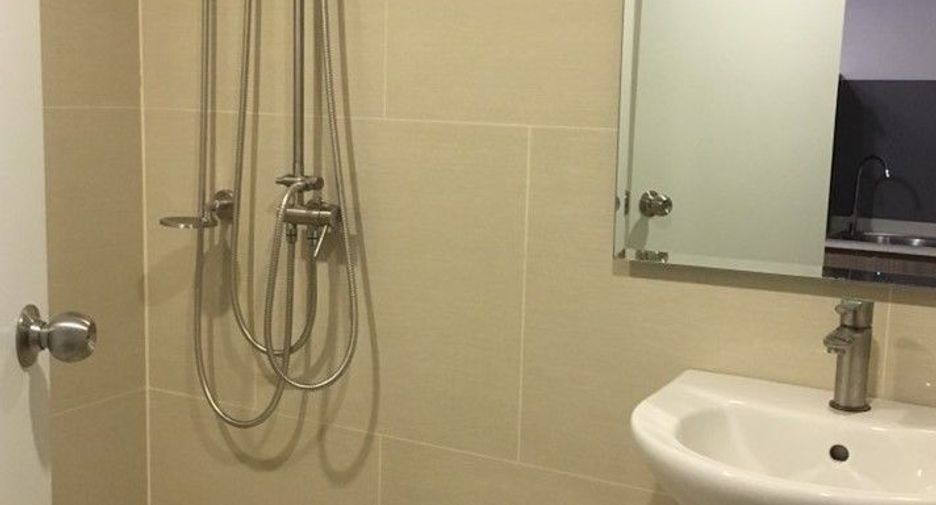 For rent 1 bed condo in Khan Na Yao, Bangkok