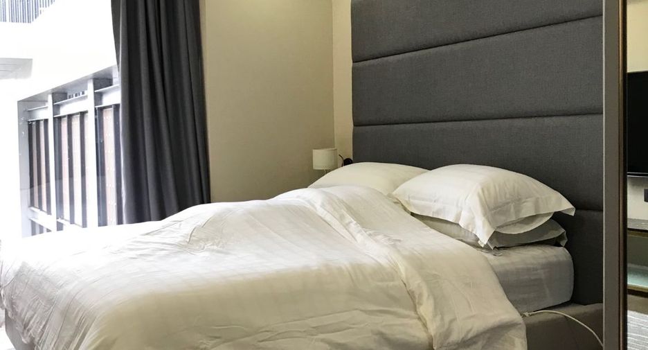 For rent and for sale 2 bedrooms condo in Pathum Wan, Bangkok