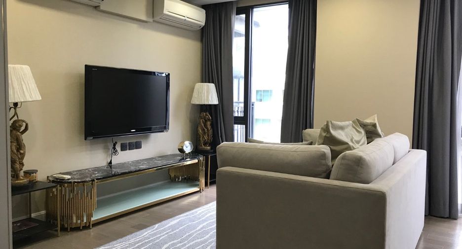 For rent and for sale 2 bedrooms condo in Pathum Wan, Bangkok