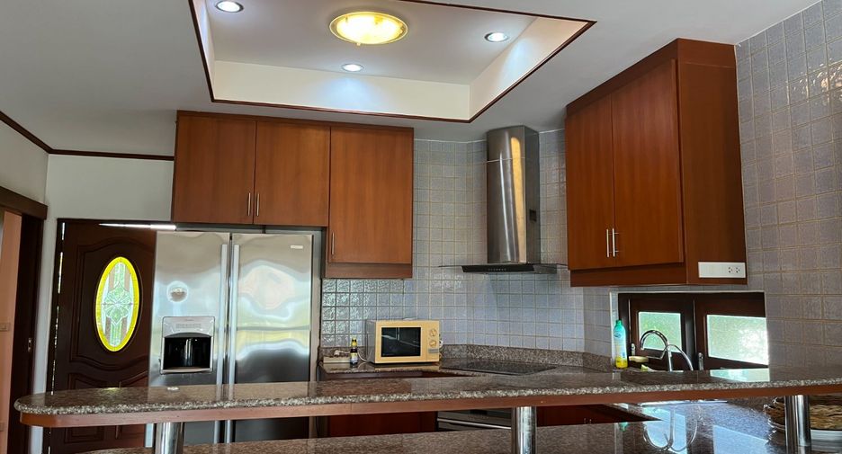 For sale 2 bed villa in Nuea Khlong, Krabi