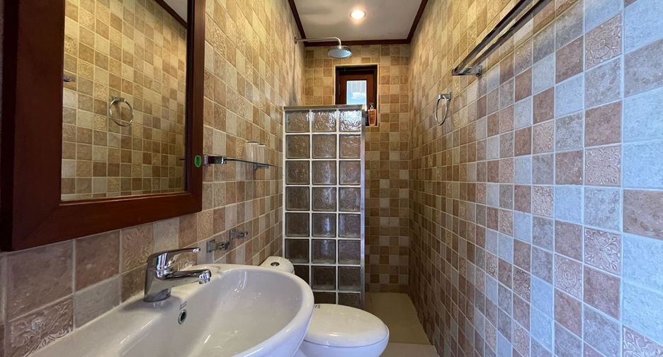 For sale 2 bed villa in Nuea Khlong, Krabi