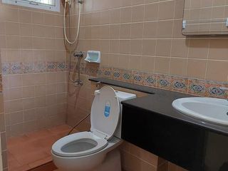 For rent 4 bedrooms townhouse in Yan Nawa, Bangkok