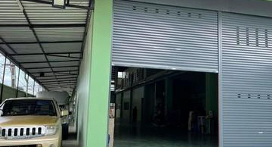 For rent 5 bed warehouse in Saphan Sung, Bangkok