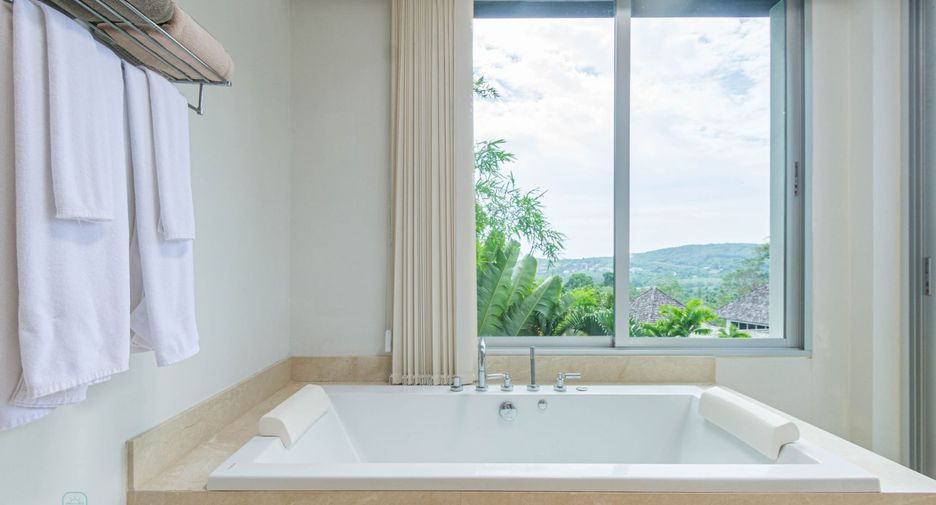 For rent 4 bedrooms villa in Thalang, Phuket