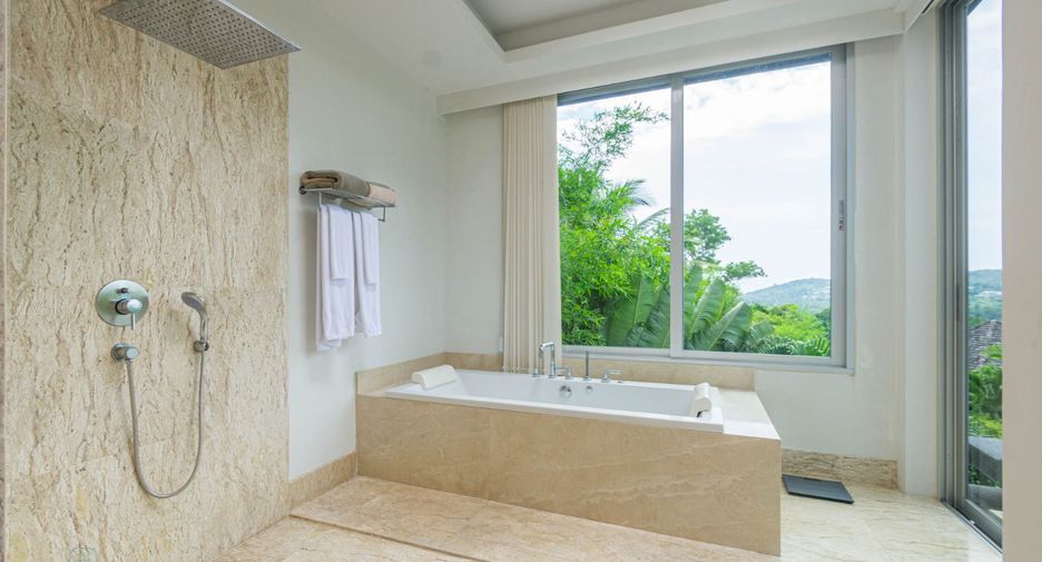 For rent 4 bedrooms villa in Thalang, Phuket