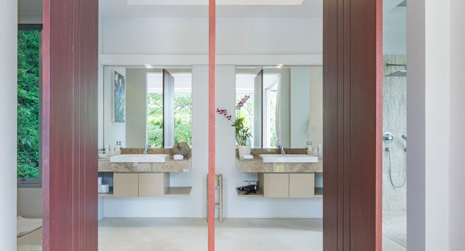 For rent 4 bedrooms villa in Thalang, Phuket