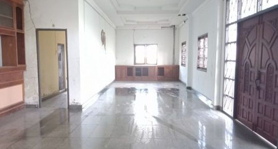 For sale 7 bedrooms house in Mueang Pattani, Pattani