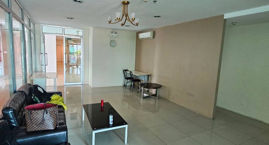 For sale 2 bed condo in Ratchathewi, Bangkok