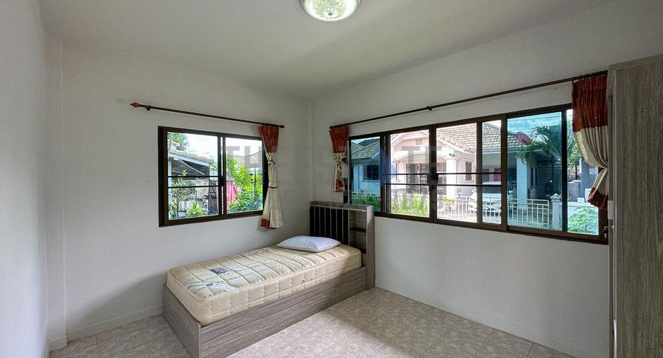For rent 3 bedrooms house in San Sai, Chiang Mai