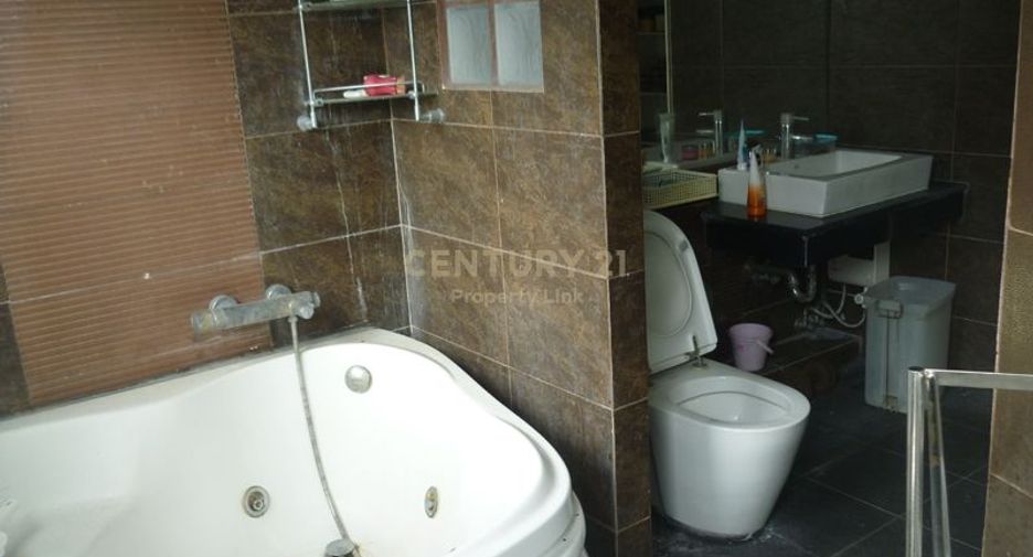 For rent and for sale 4 bedrooms house in Bang Kruai, Nonthaburi