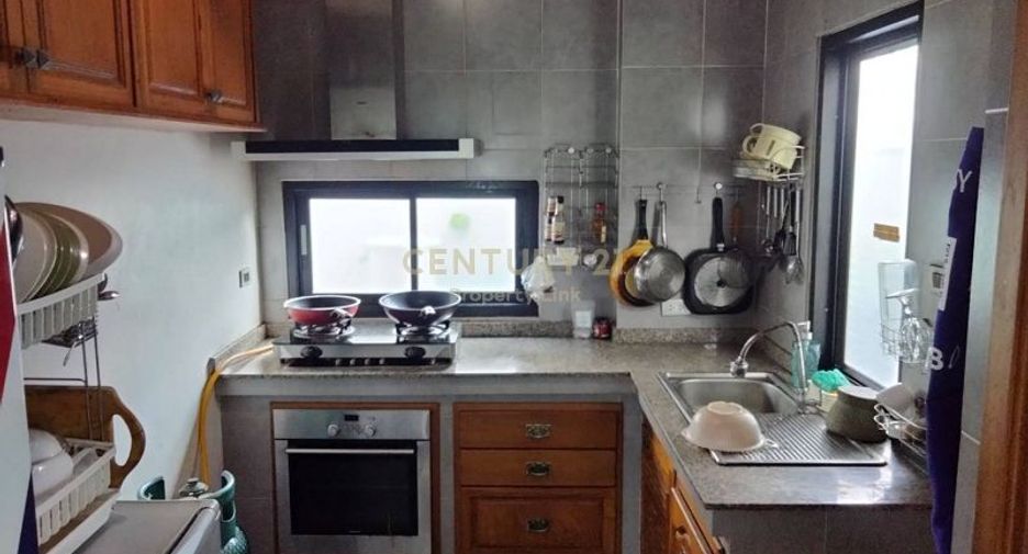 For rent and for sale 4 bedrooms house in Bang Kruai, Nonthaburi