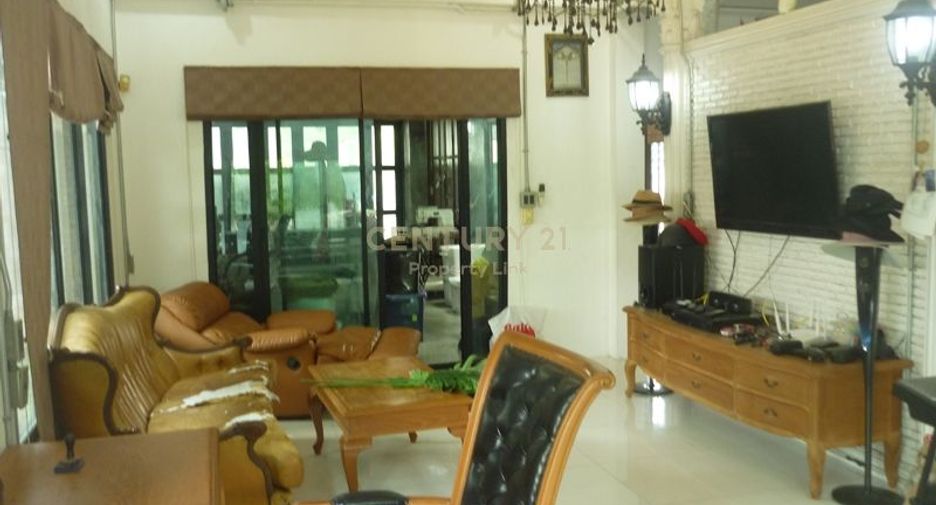 For rent and for sale 4 bedrooms house in Bang Kruai, Nonthaburi