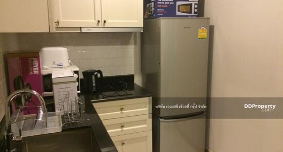 For rent and for sale 1 bed condo in Pathum Wan, Bangkok