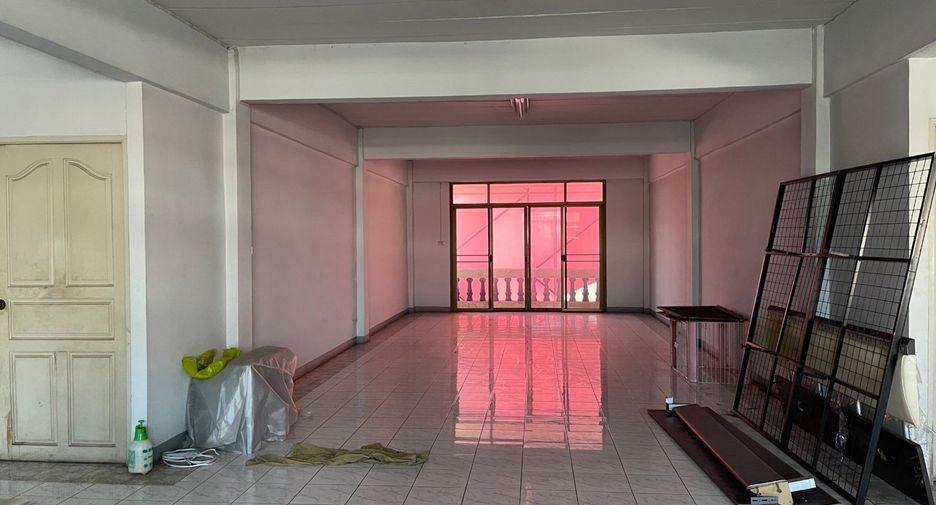 出售 6 卧室 办公室 在 Thon Buri, 曼谷