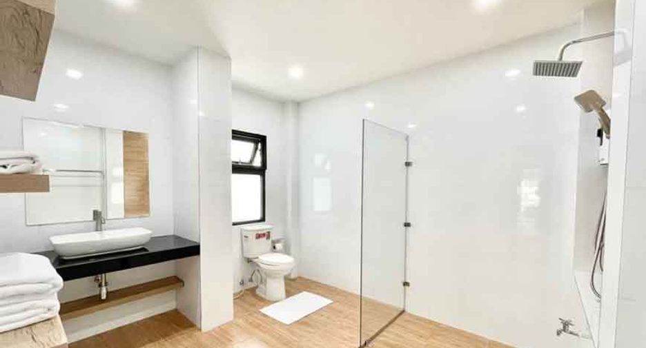 Haus zum Kauf mit 3 Zimmer in Mueang Chiang Mai, Chiang Mai