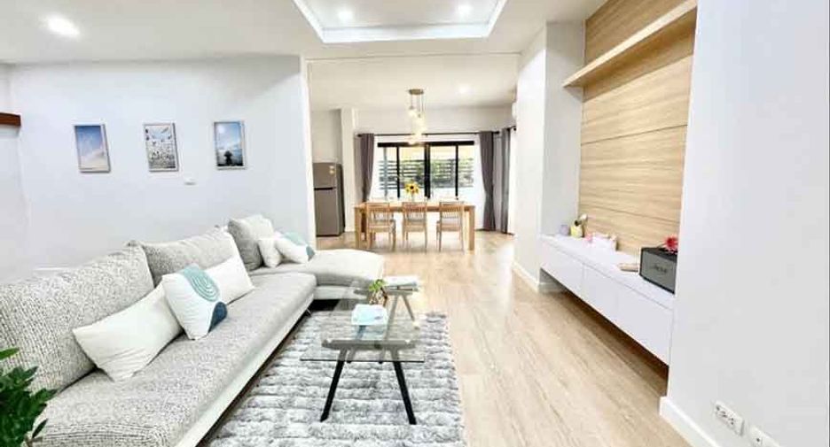 Haus zum Kauf mit 3 Zimmer in Mueang Chiang Mai, Chiang Mai