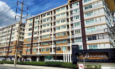 出售 1 卧室 公寓 在 Wang Thong Lang, 曼谷