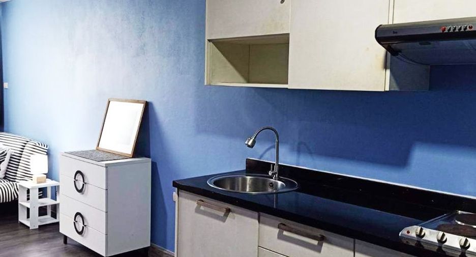 For sale 1 bed condo in Wang Thonglang, Bangkok