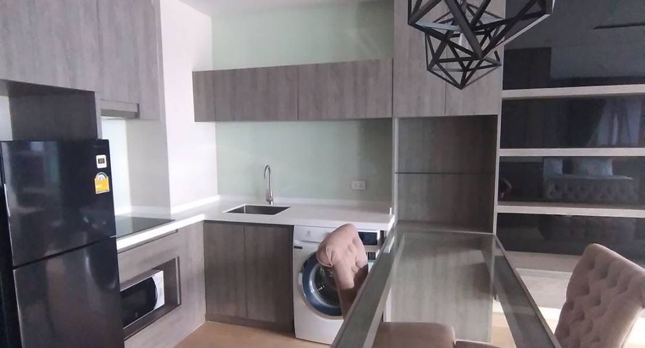 Condo en alquiler de 1 habitaciones en Bang Lamung, Chonburi