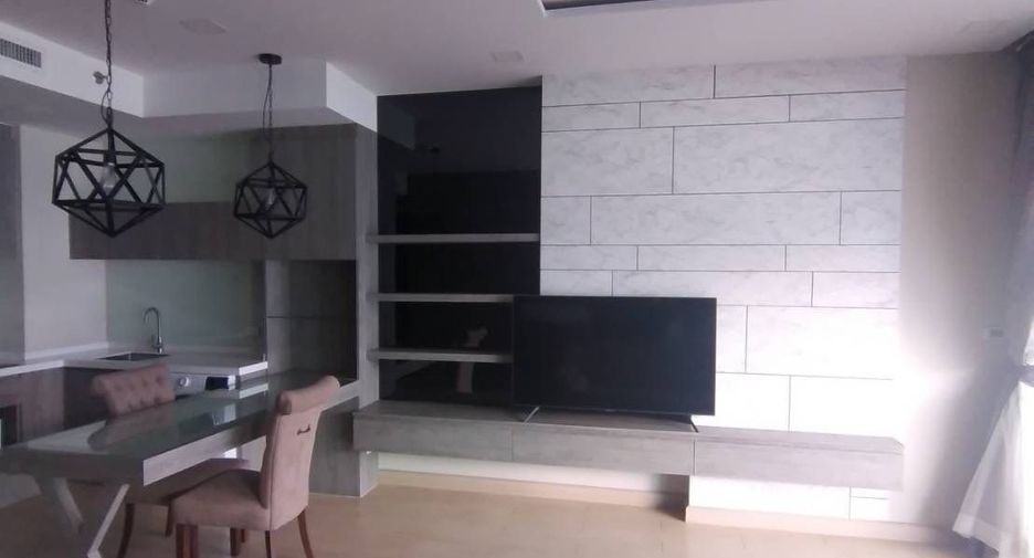 Condo en alquiler de 1 habitaciones en Bang Lamung, Chonburi