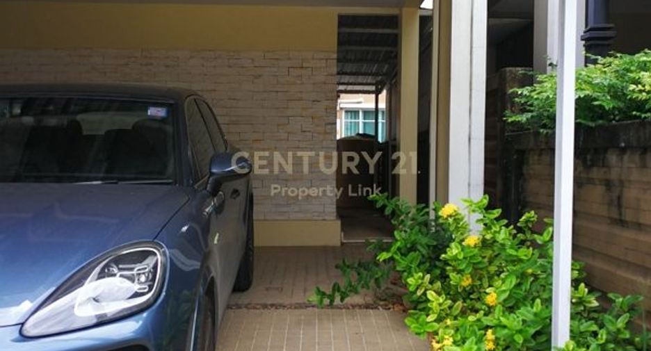 For sale 3 Beds house in Suan Luang, Bangkok