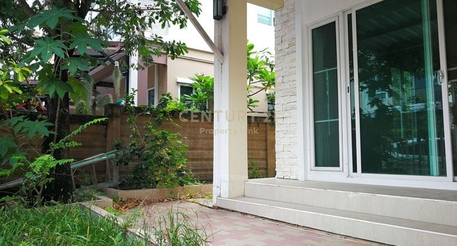 For sale 3 Beds house in Suan Luang, Bangkok