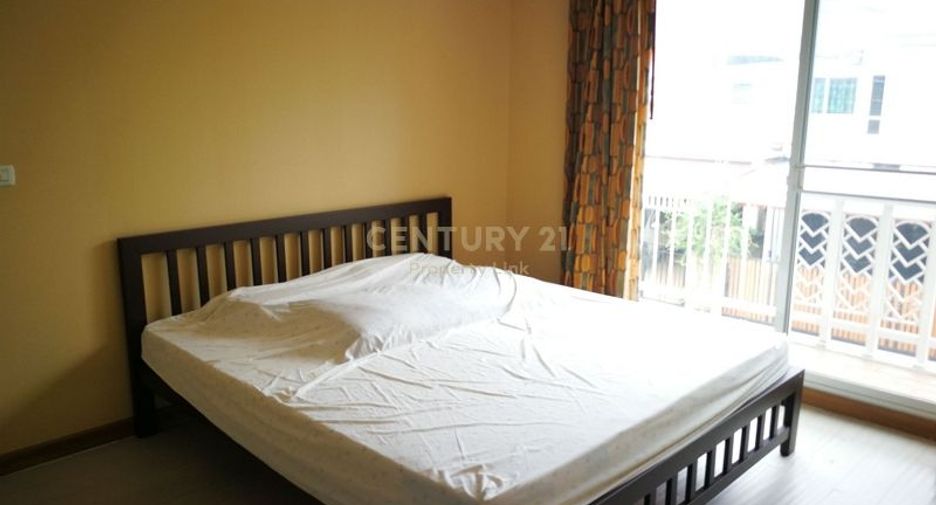 For sale 3 Beds house in Suan Luang, Bangkok
