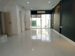 Reihenhaus zur Miete mit 4 Zimmer in Chatuchak, Bangkok