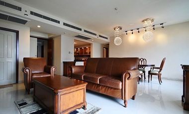For rent 3 bedrooms condo in Pathum Wan, Bangkok