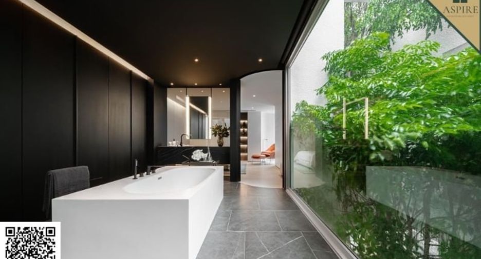 For sale 4 bedrooms house in Prawet, Bangkok